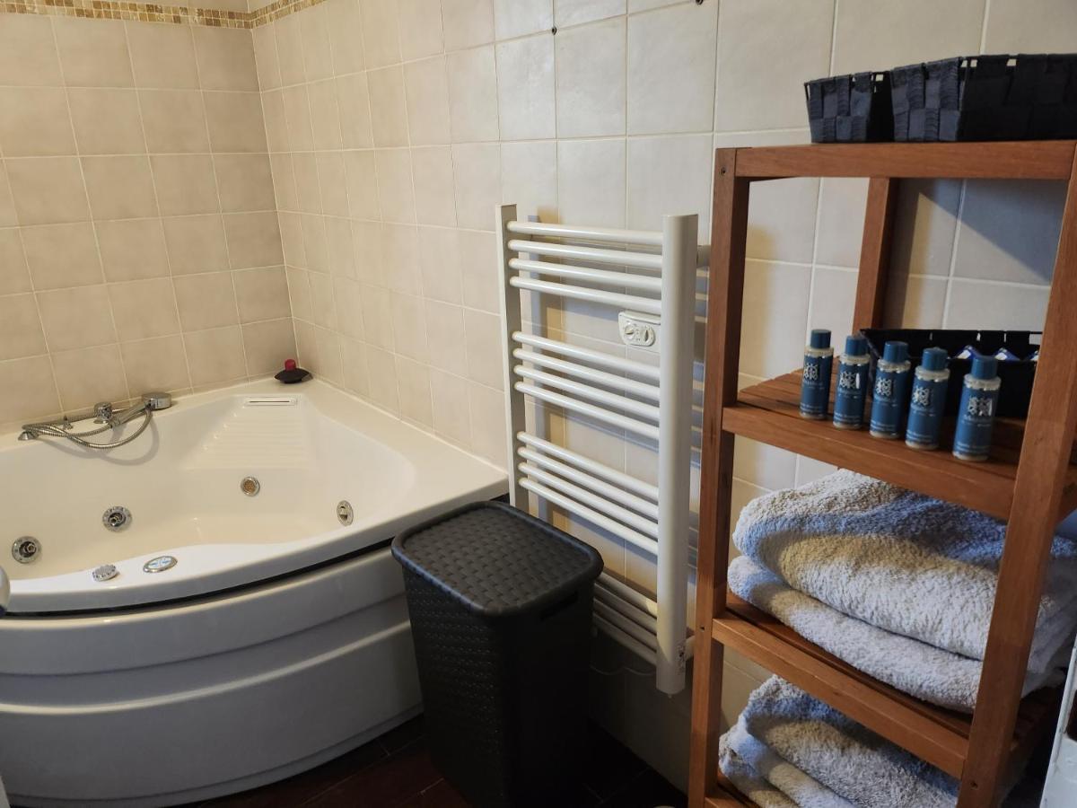 Maison Tout Confort Villa Nimes Bagian luar foto